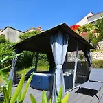 House Sreca * Trogir