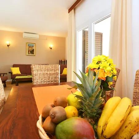 House Sreca Prázdninový dům *