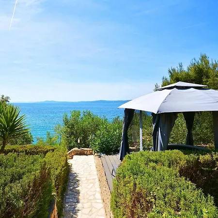 House Sreca Дом отдыха *