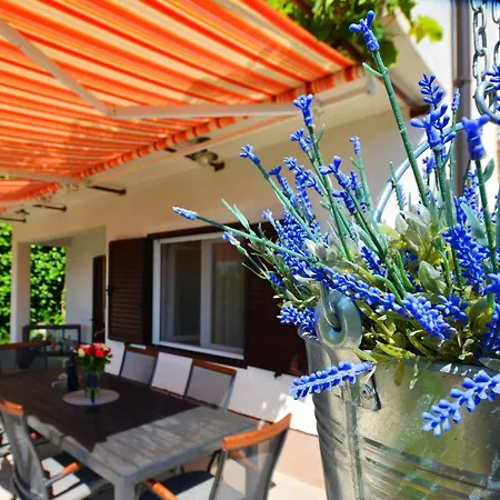 Σπίτι διακοπών House Sreca