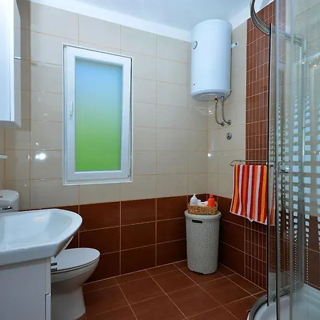 House Sreca Дом отдыха *