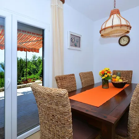 House Sreca Σπίτι διακοπών Τρογκίρ